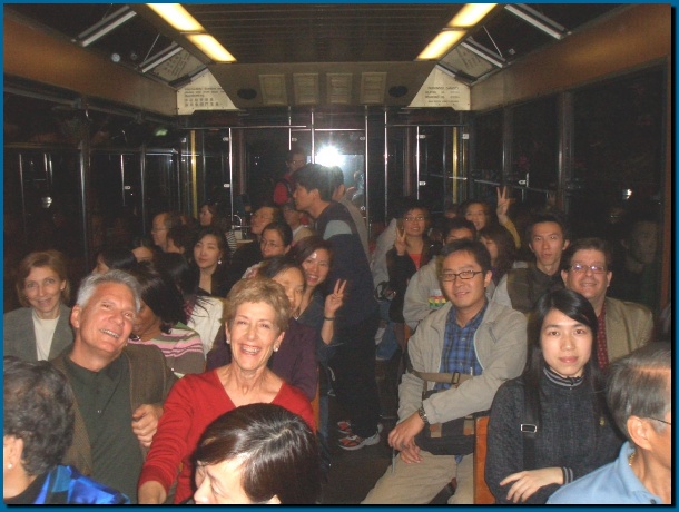 602x451 pixels (111K)